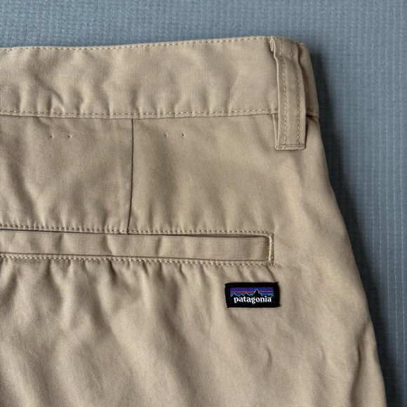 PATAGONIA | Khaki Gorpcore Collegiate Preppy Cotton Hiking Shorts | Size 33 - Picture 3 of 5
